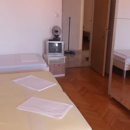 Studio Brigita 13 * Makarska